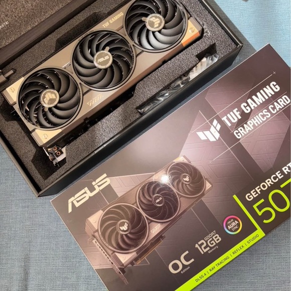 ASUS TUF Gaming GeForce RTX 5070 OC Edition